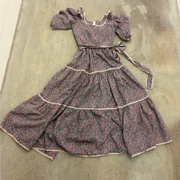 Dresses & Skirts - Vintage cottage core fairy handmade bow Floral Ruffle Maxi Dress puff sleeves